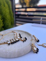 Mirror of the Night – Reflective Midnight Glam